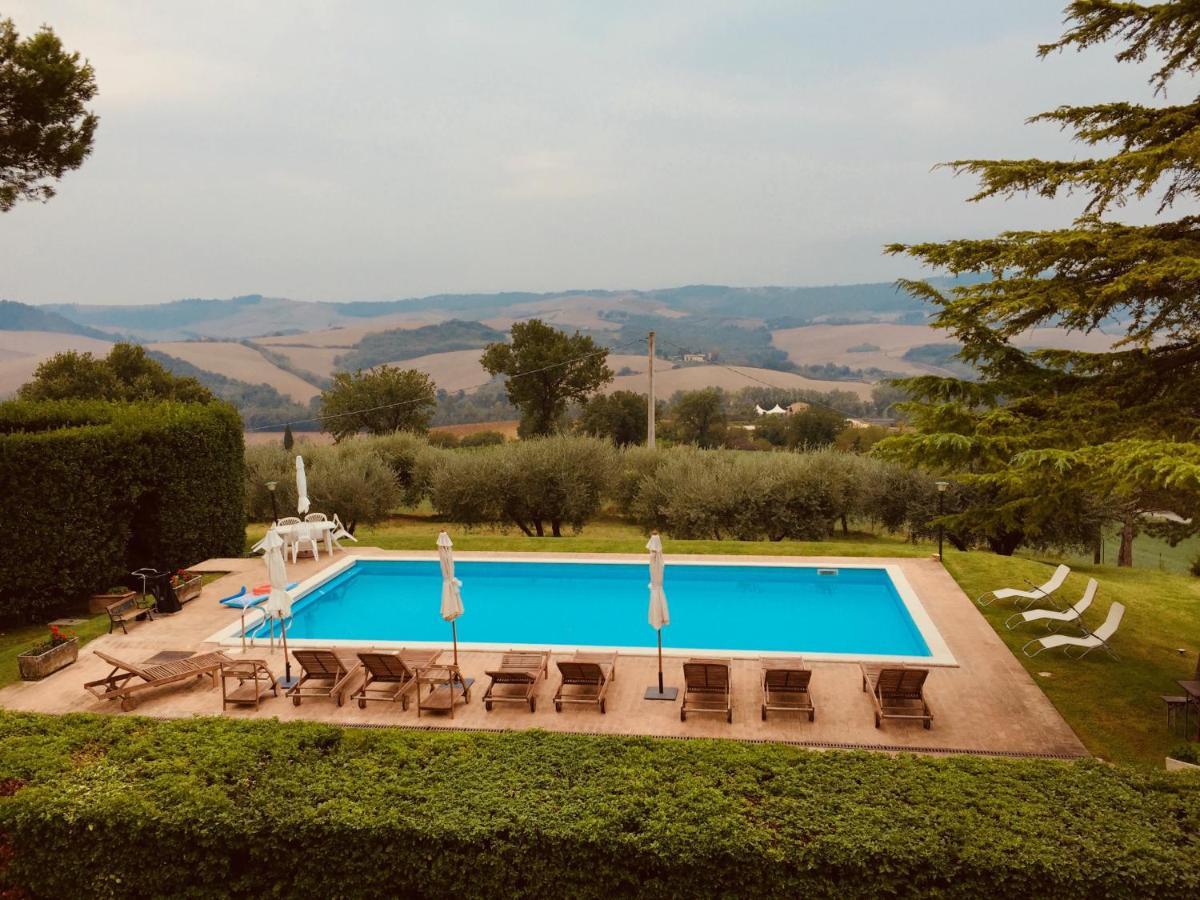 Gorgeous 2-Storey Villa With A Large Private Pool Todi Exterior foto
